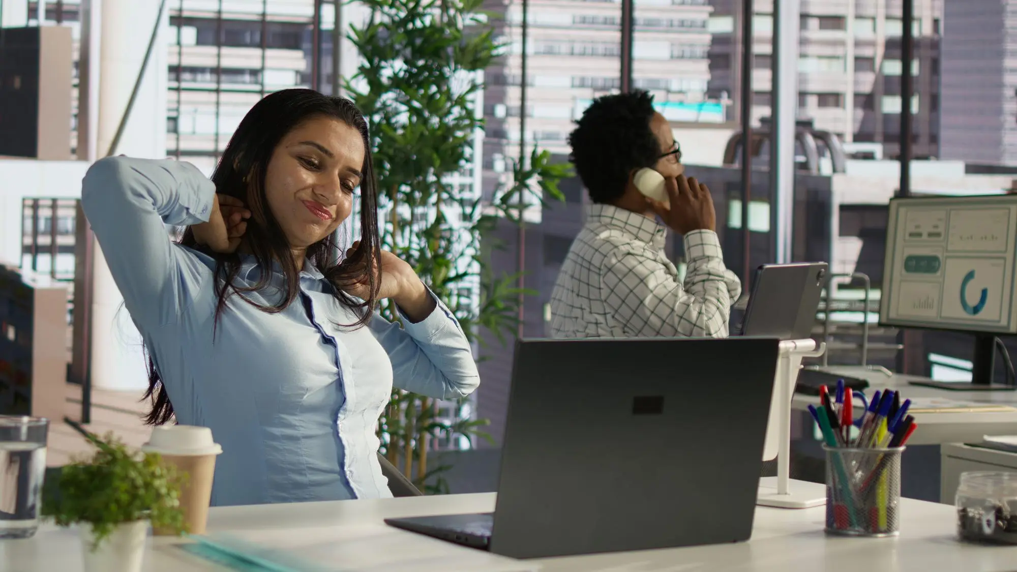 Inconfort au bureau : blessures fréquentes et rôle de la physiothérapie douleur musculosquelettique au bureau